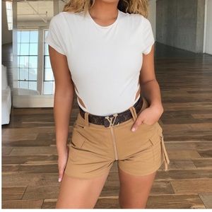 tiger mist cargo short with zipper detail